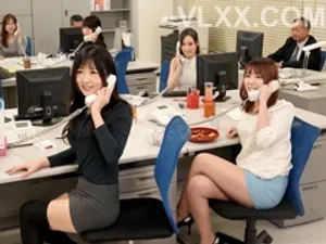 HONB-317 Say xỉn và điên loạn Cosplay Sex Riko