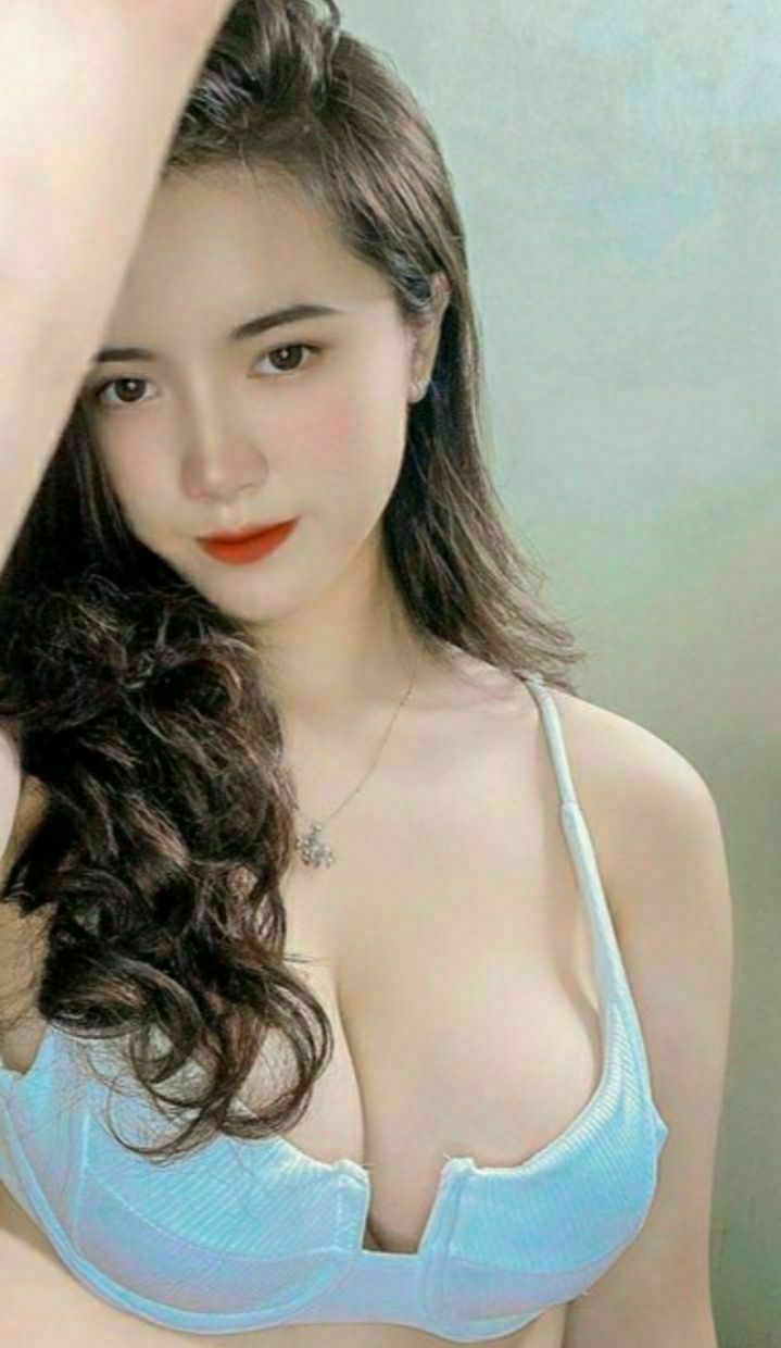 Thủ dâm xuyên đêm cùng Linh xinh lồn như múi mít thái